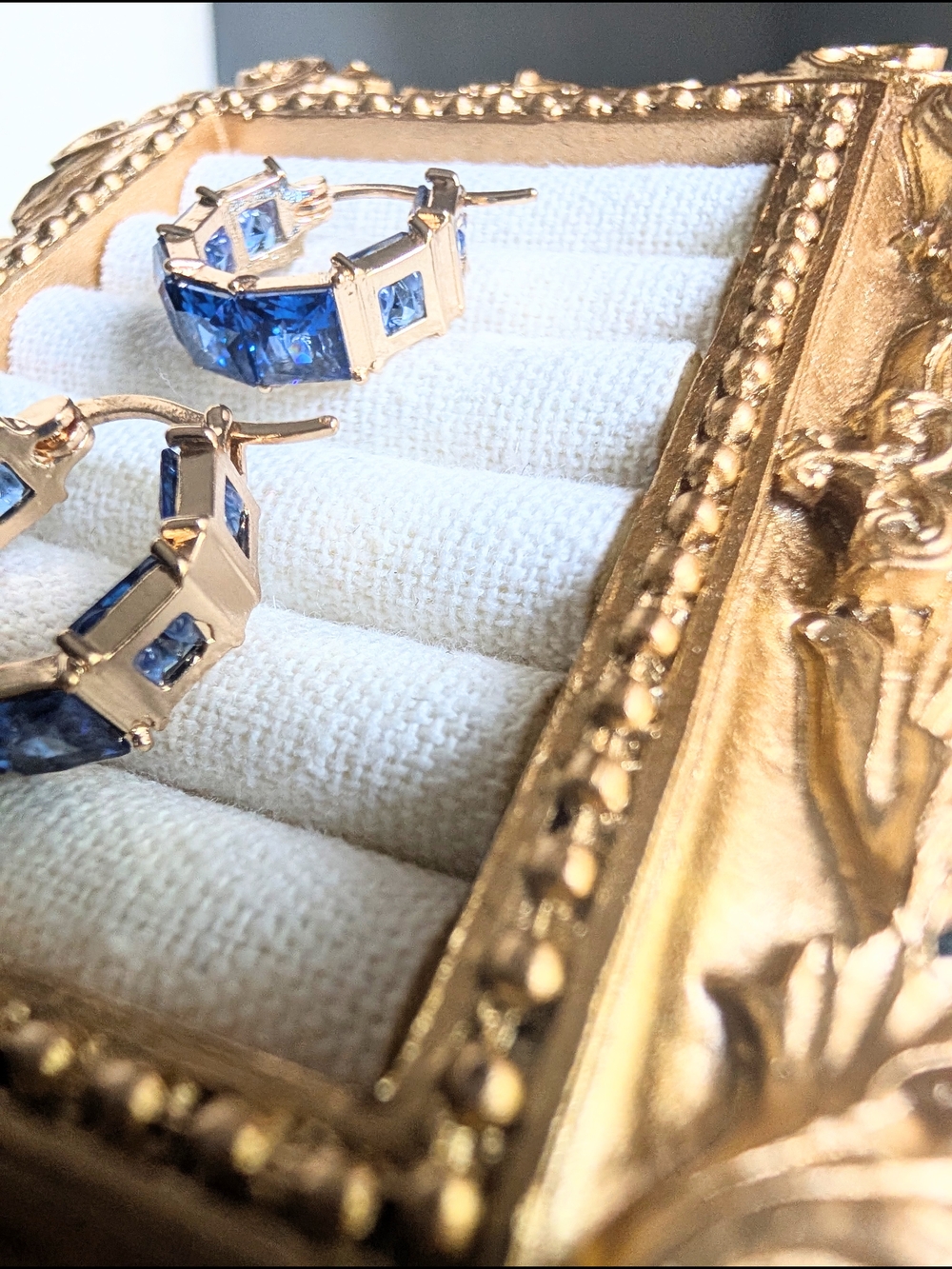 Gold Hoop Earrings with Blue Gemstones ๐โ๏ธ๐ - Picture 4 of 6